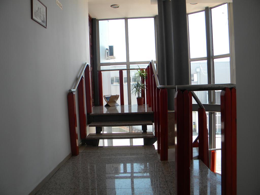 Hotel River Тыргу-Жиу Номер фото